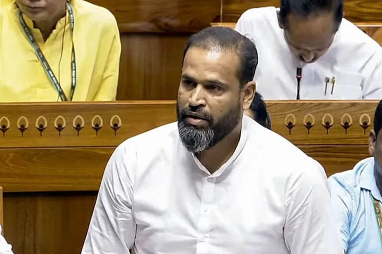 ‘मस्जिदों से लाउडस्पीकर हटाए जा रहे’, युसूफ पठान ने जताई नाराजगी; अमित शाह से की हस्तक्षेप की मांग