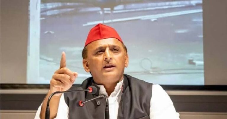 जेपीएनआईसी पर अखिलेश के आरोपों पर बीजेपी नेताओ और मंत्रियों का पलटवार, बोले- विकास का चश्मा लगाइए, सच्चाई दिखेगी