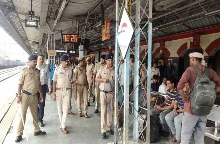 15 अगस्त से पहले बिलासपुर रेलवे स्टेशन पर सघन चेकिंग, GRP-RPF ने बढ़ाई सुरक्षा
