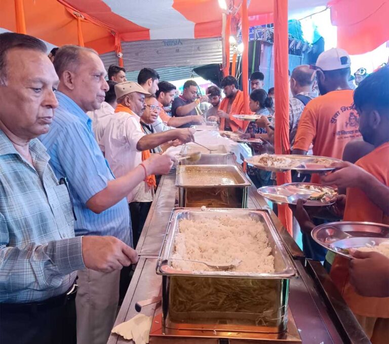 ‘अतिथि देवो भव’-कांवड़िया शिविरों में सात्विक व्यंजनों के साथ हाईटेक सेवा का संगम