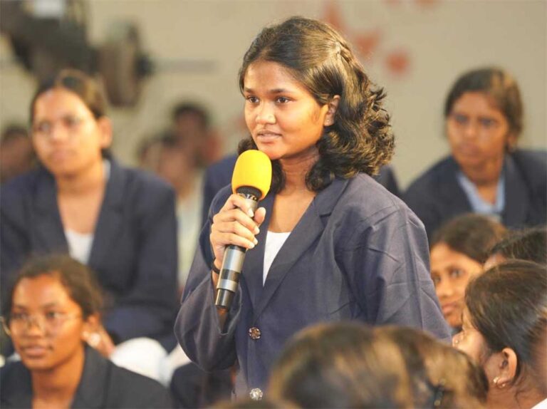 शिक्षा से विकसित छत्तीसगढ़ तक: मुख्यमंत्री साय ने नीट क्वालीफाई विद्यार्थियों के साथ साझा किया भविष्य का रोडमैप