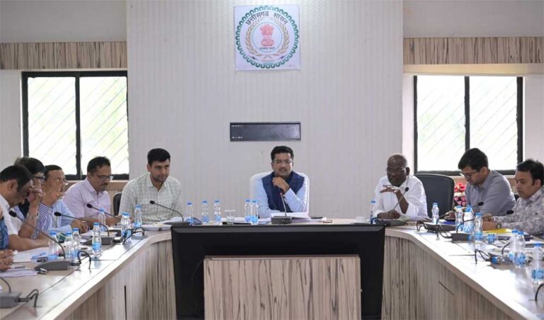 नगरीय प्रशासन विभाग के नए प्रमुख सचिव सोनमणि बोरा ने ली मैराथन बैठक