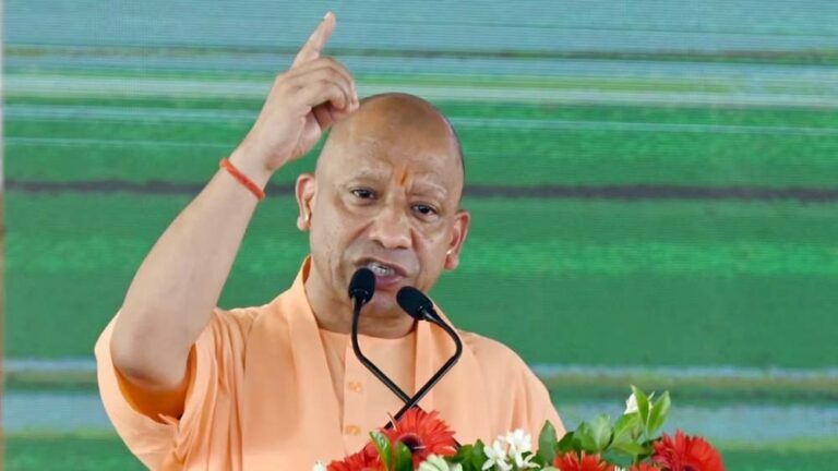 यूपी में हर घर तिरंगा अभियान का लक्ष्य बढ़ा, पांच करोड़ घरों तक पहुंचेगा तिरंगा