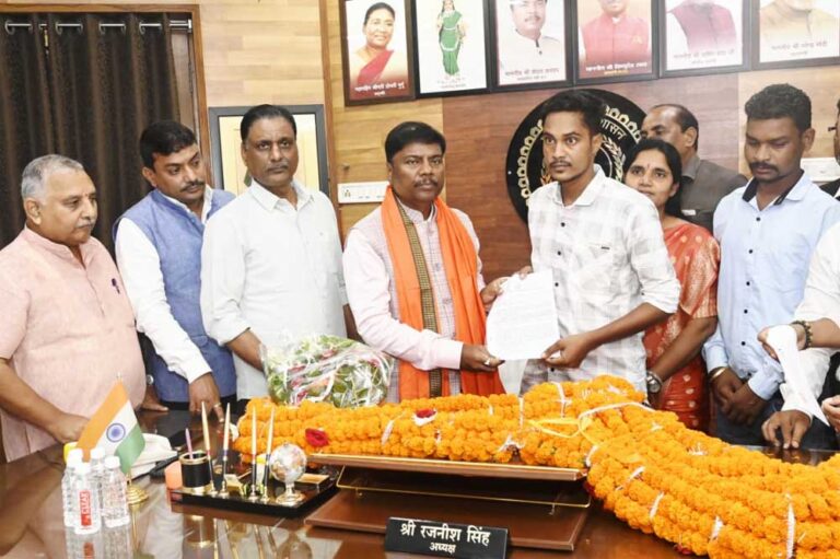 किसानों को इस वर्ष 904 करोड़ रुपये से अधिक का ऋण