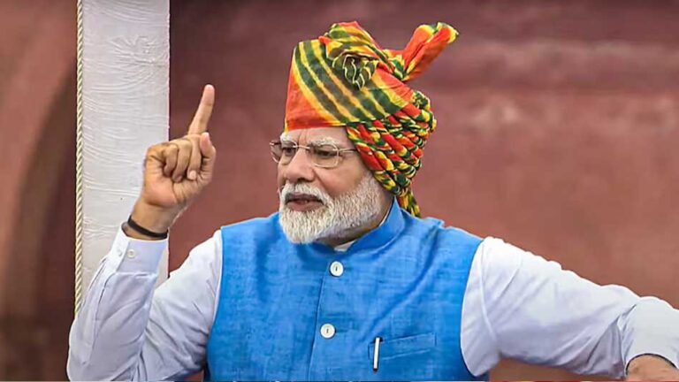 15 अगस्त पर क्यों नहीं गाया जाता था पूरा ‘वंदे मातरम’? अब नए कानून से बदलेगा नियम, जानें विवाद की जड़