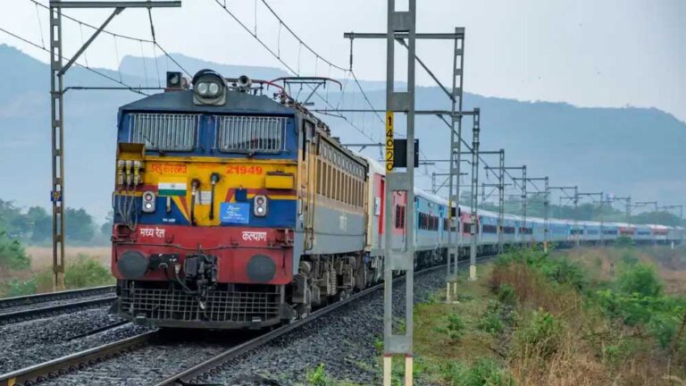रेल यात्रियों की बढ़ेगी परेशानी, सितंबर-अक्टूबर में 18 ट्रेनें रहेंगी रद्द
