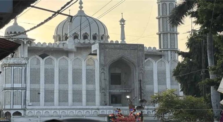 उज्जैन में 100 साल पुरानी मस्जिद पर संकट, हाईकोर्ट से नहीं मिली राहत; सिंहस्थ के लिए होगी सड़क चौड़ी