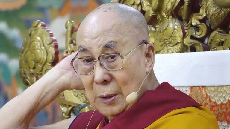 ‘हिंदी-चीनी भाई-भाई’ से दुश्मनी तक, तिब्बत और दलाई लामा ने कैसे बदले भारत-चीन रिश्ते?