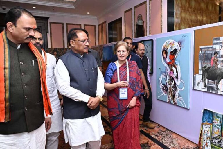 कैंसर की रोकथाम, समय पर पहचान और सुलभ उपचार के लिए सरकार, चिकित्सा जगत और समाज को मिलकर करने होंगे प्रयास : मुख्यमंत्री साय