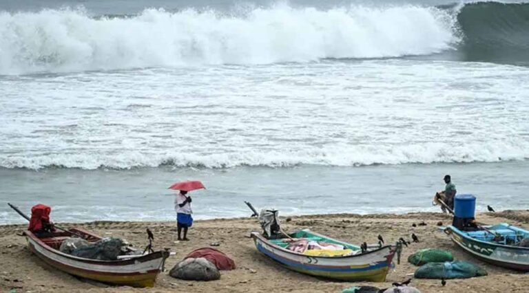 बंगाल की खाड़ी में साइक्लोन का खतरा, आंध्र-ओडिशा में भारी बारिश का अलर्ट
