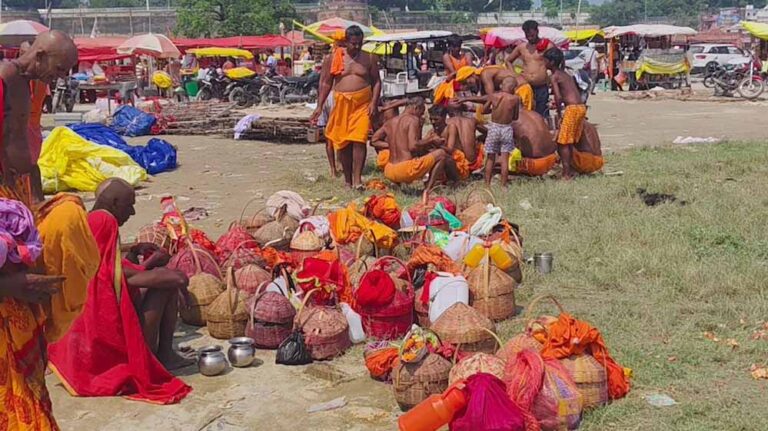प्रयागराज संगम पर अमेरिका से होगा ऑनलाइन पिंडदान, पितृ पक्ष की तैयारियां तेज