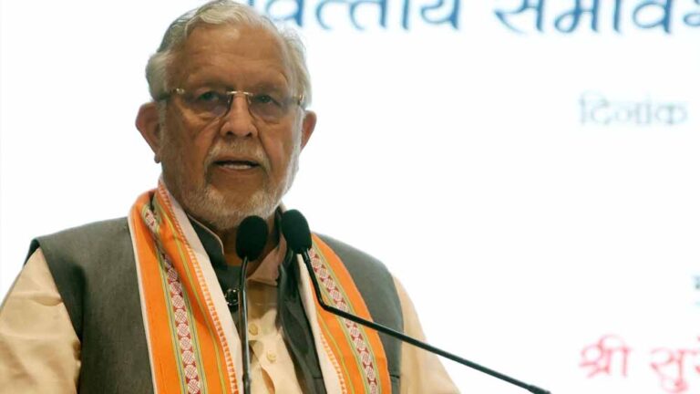 कमजोर और ग्रामीण वर्ग तक बीमा पहुंचाना सबसे जरूरी : सुरेश खन्ना