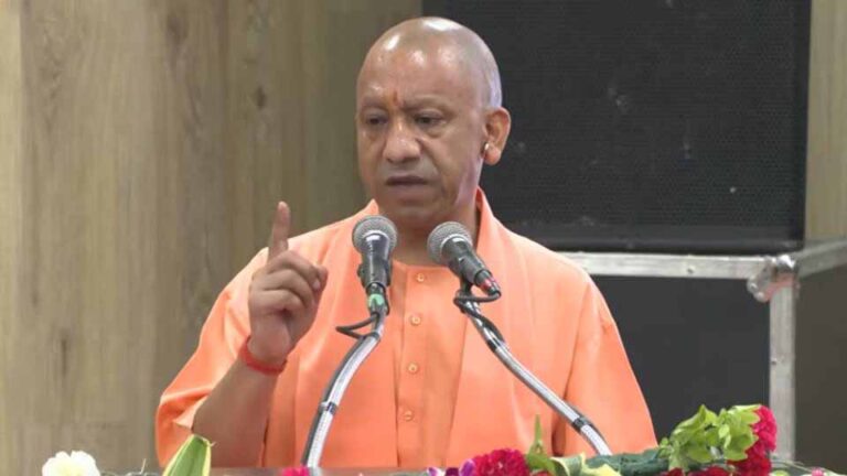 लोक आयुक्त संगठन के 50वें स्थापना दिवस पर बोले सीएम योगी, कहा- जनविश्वास ही लोकतंत्र की सबसे बड़ी ताकत