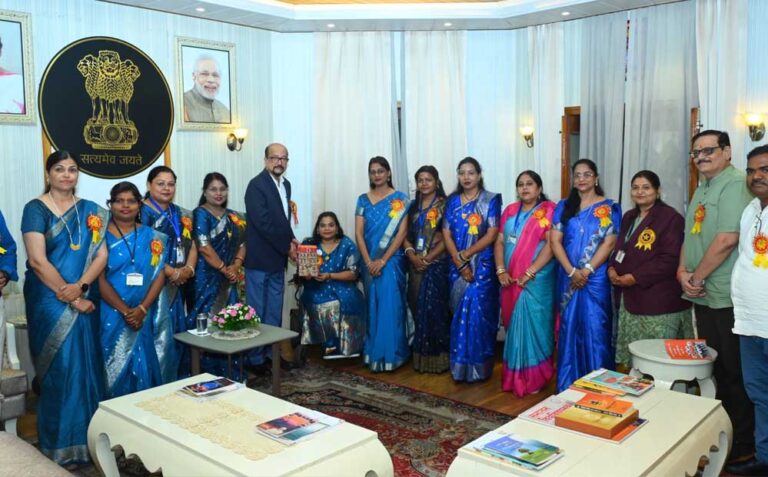 दृष्टिबाधित विद्यार्थियों को शिक्षा की मुख्यधारा से जोड़ने के लिए और अधिक प्रयास जरूरी -राज्यपाल रमेन डेका