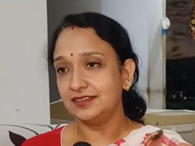 धनबाद की मुनमुन भट्टाचार्य को राष्ट्रीय शिक्षक पुरस्कार, राष्ट्रपति द्रौपदी मुर्मु ने किया सम्मानित