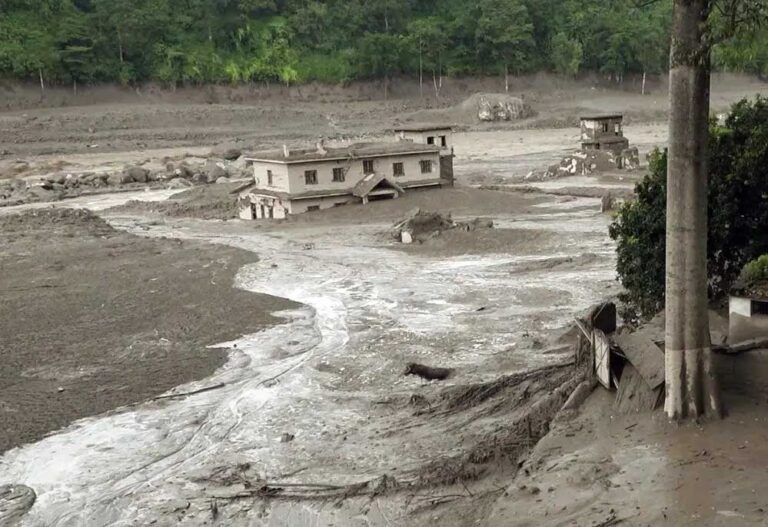नेपाल में तबाही का कहर जारी, मौत का आंकड़ा बढ़कर 1,344 पहुंचा