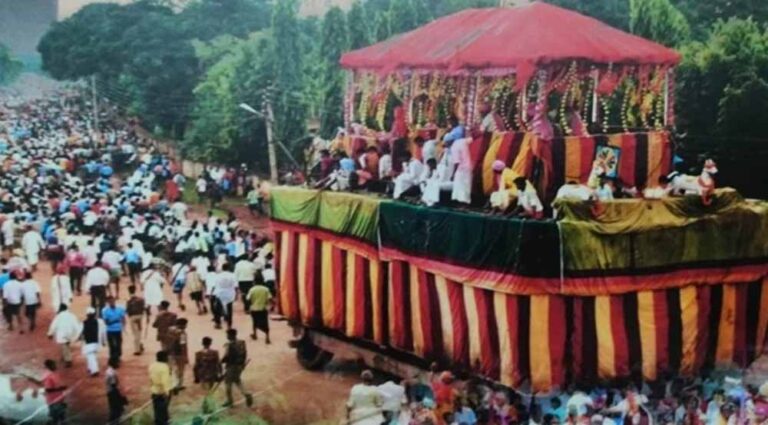 बस्तर दशहरा महोत्सव पर खर्च होंगे 1.22 करोड़, कलेक्टोरेट बैठक में तैयार बजट प्रस्ताव