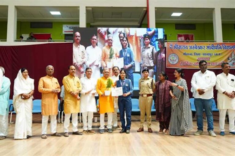 प्रतिभा को अवसर देना सरकार की प्राथमिकता : मंत्री परमार