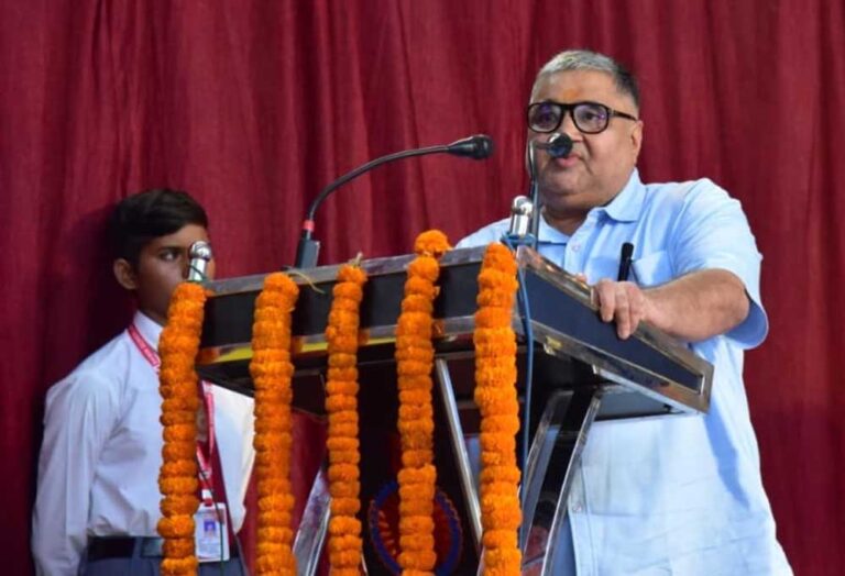 सैनिक स्कूल अंबिकापुर का 18वां स्थापना दिवस समारोह गरिमामय वातावरण में संपन्न
