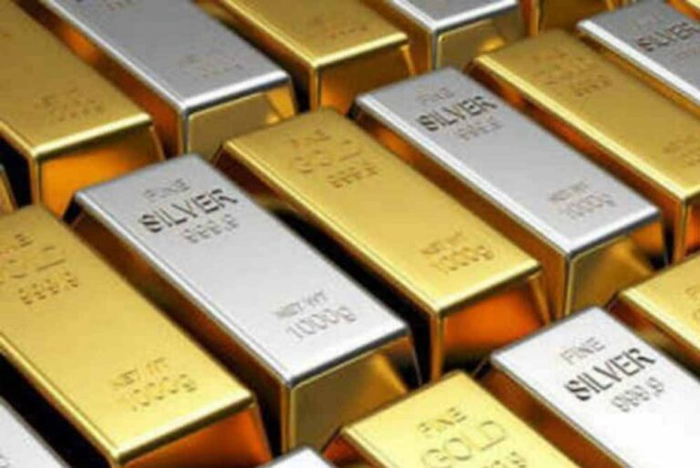 Silver Price Fall: चांदी के दाम में बड़ी गिरावट, ₹2200 से ज्यादा सस्ती