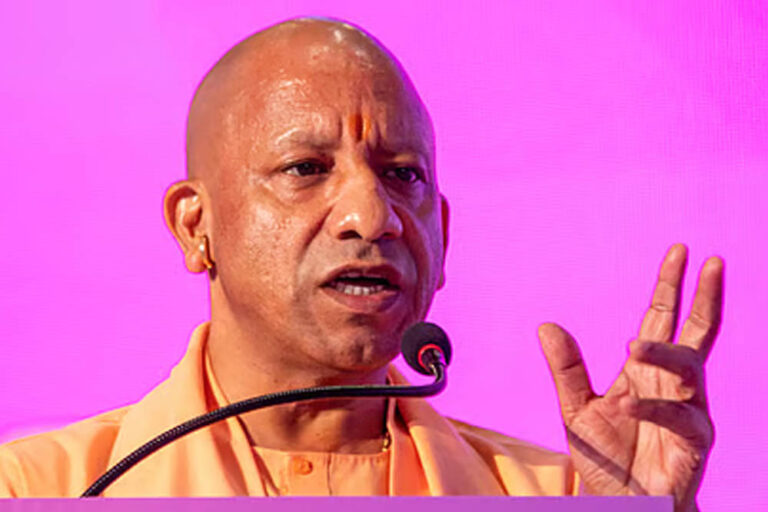 योगी सरकार शिक्षकों को देगी सम्मान, राज्य अध्यापक पुरस्कार-2025 के लिए 61 का चयन