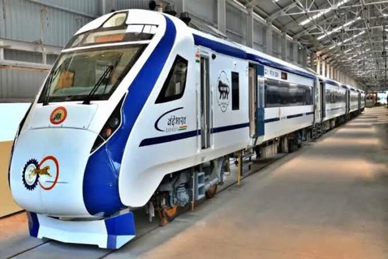 दिल्ली-पटना वंदे भारत स्पेशल ट्रेन की बढ़ी अवधि, दिवाली-छठ पर इन 6 स्टेशनों पर मिलेगा ठहराव