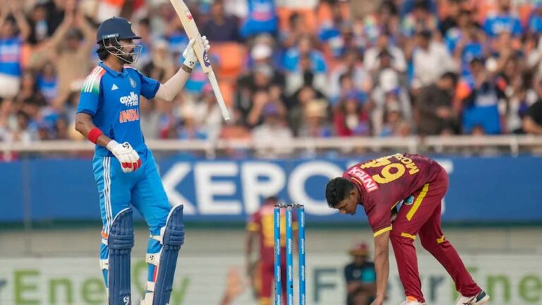 IND vs WI: केएल राहुल का नाबाद शतक, रोहित के 92 रन से भारत ने खड़ा किया 351 रनों का पहाड़