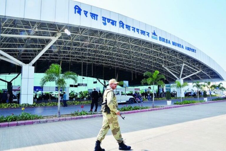 रांची एयरपोर्ट से जल्द शुरू हो सकती हैं अंतरराष्ट्रीय उड़ानें, अब एयरलाइंस के प्रस्ताव का इंतजार