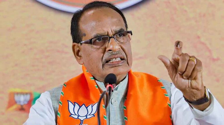 शिवराज सिंह चौहान का राहुल गांधी पर पलटवार, बोले- 99 बार फेल होने वाले बता रहे BJP की एक्सपायरी डेट ‘99 बार क्वालिटी टेस्ट में फेल’, राहुल गांधी के बयान पर शिवराज चौहान का तंज BJP की एक्सपायरी डेट वाले बयान पर सियासी घमासान, शिवराज ने राहुल गांधी को दिया जवाब