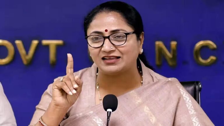 दिल्ली में प्रदूषण पर सालभर चलेगा अभियान, CM रेखा गुप्ता ने बताया कचरे से यमुना तक का प्लान