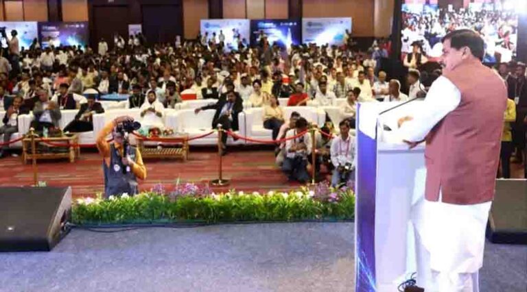 सेमीकंडक्टर समिट-2026: MP क्यों बन रहा है चिप उद्योग का नया केंद्र?