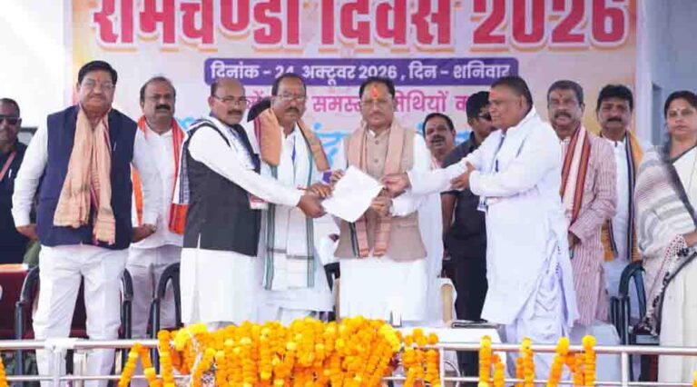 सुशासन और पारदर्शिता के साथ हर वर्ग तक शासन की योजनाओं का लाभ पहुंचाना हमारी प्राथमिकता : मुख्यमंत्री साय