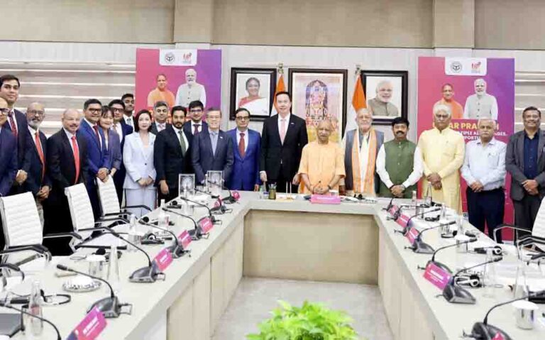 सिंगापुर की तकनीक और यूपी का सामर्थ्य मिलकर लिखेंगे वैश्विक विकास की नई इबारत: मुख्यमंत्री योगी आदित्यनाथ