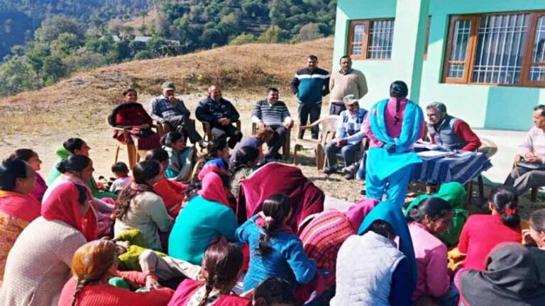 हिमाचल में बढ़े 21 हजार गरीब परिवार, कुल संख्या 2.87 लाख पहुंची