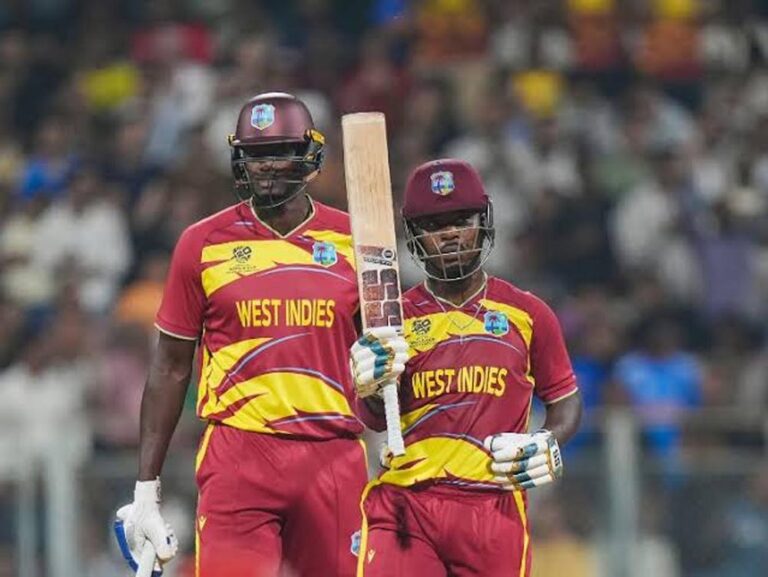 वेस्टइंडीज ने रचा इतिहास, T20 इंटरनेशनल में 2000 छक्के लगाने वाली पहली टीम बनी
