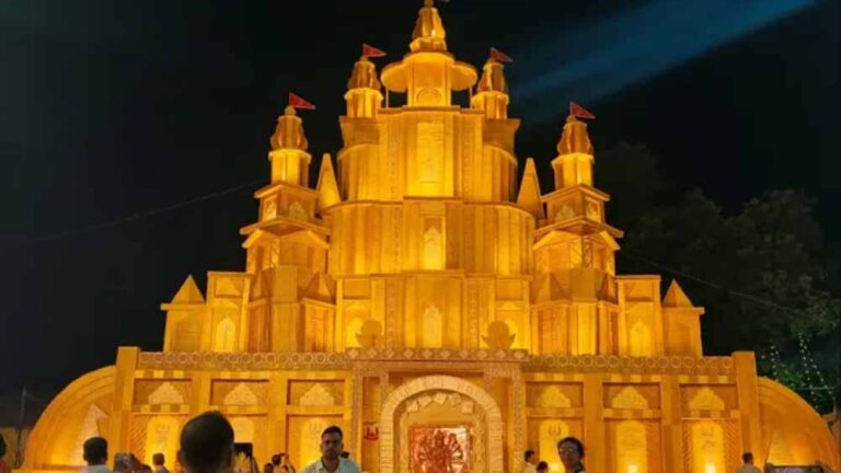 रांची में काली पूजा पर दिखेंगे अनोखे पंडाल, कहीं अमेरिका के मंदिर की झलक तो कहीं 15 लाख प्लास्टिक बोतलों से सजावट