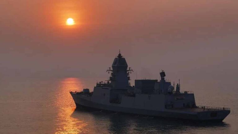 Rafale से पहले भारत को मिला ‘महाबली’, नौसेना को नया फ्लीट सपोर्ट शिप; समंदर में बढ़ेगी ताकत