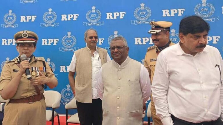 RPF के 42वें स्थापना दिवस पर उत्कृष्ट अधिकारी-जवान सम्मानित, सेगवे परेड ने मोहा मन