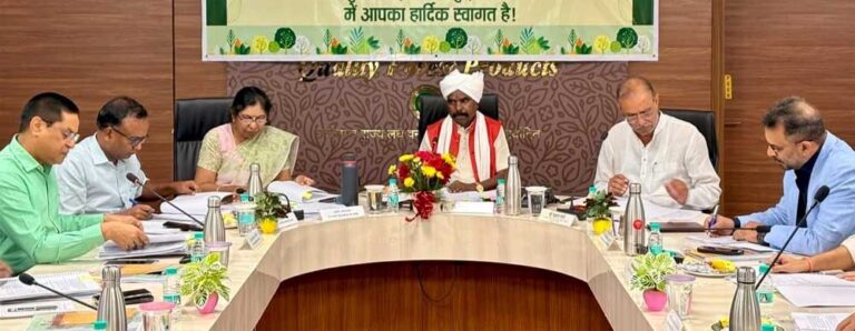 समिति प्रबंधकों और फड़मुंशियों को मिलेगी 2-2 लाख रुपए की सामाजिक सुरक्षा बीमा