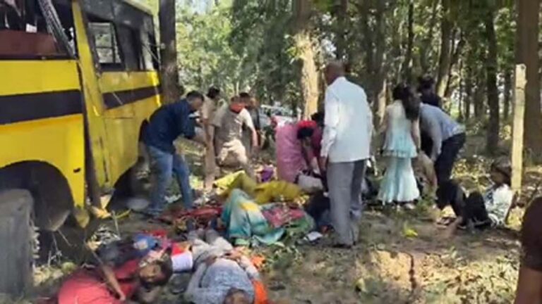 मनेंद्रगढ़-केल्हारी मार्ग में हुई बस दुर्घटना पर मुख्यमंत्री विष्णु देव साय ने जताया गहरा शोक