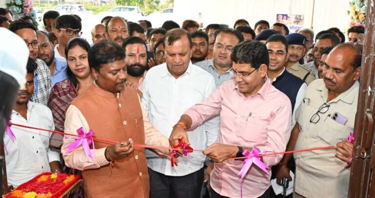 परिवहन सेवाओं का हो रहा आधुनिकीकरण, डिजिटल सुविधाओं से लोगों के काम होंगे आसान: मंत्री केदार कश्यप