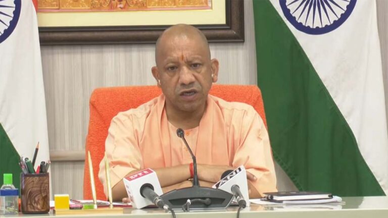 योगी सरकार का फोकस: शिक्षा के साथ हुनर, बेटियों के लिए आत्मनिर्भरता की नई राह